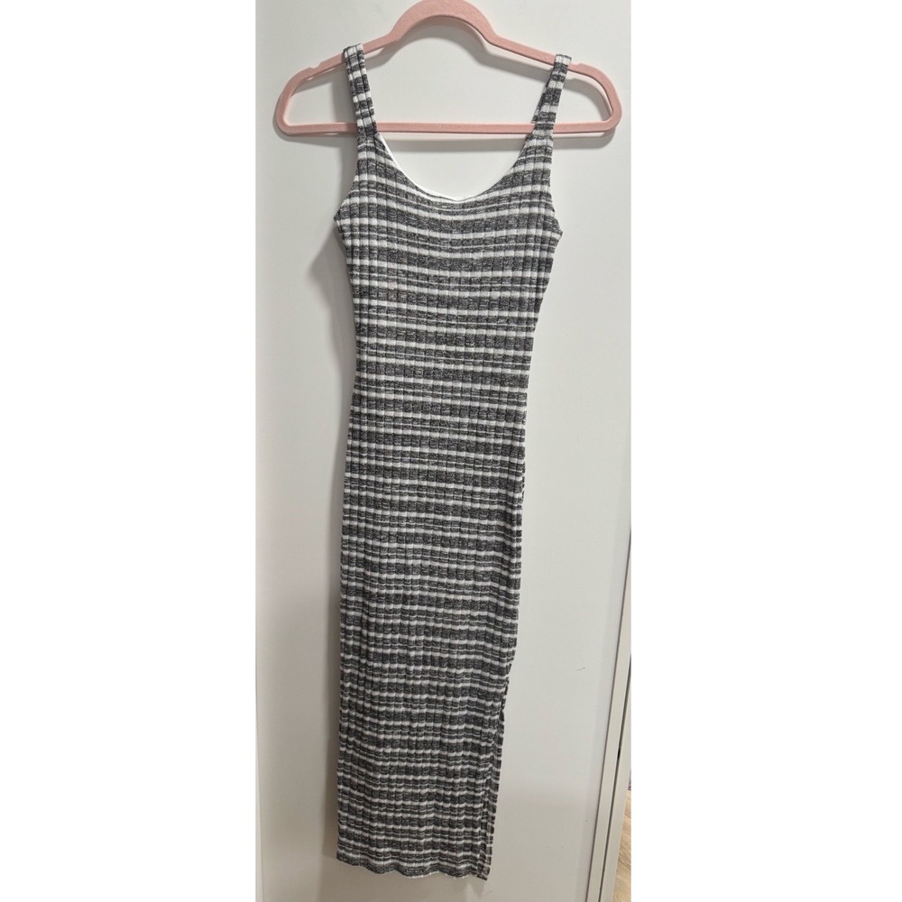 Mandee Grey White Striped Ribbed Knit Sleeveless Midi Bodycon Dress Size M